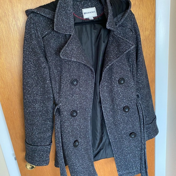 Coat (Belted) π€ - Picture 2 of 3